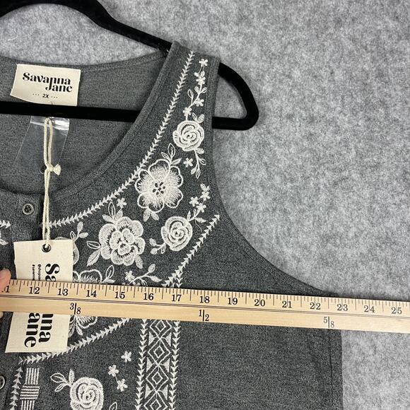 Savanna Jane Embroidered Top Women 2X Gray Floral Knit Boho Peasant Cottage NEW - Picture 6 of 12